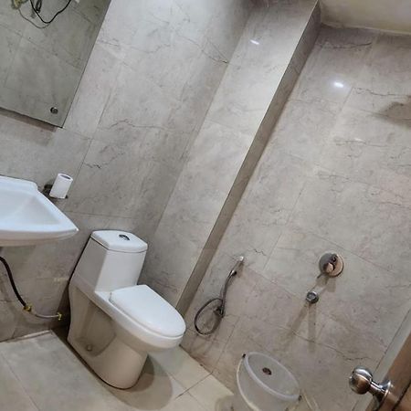 Hotel Redton 뉴델리 외부 사진